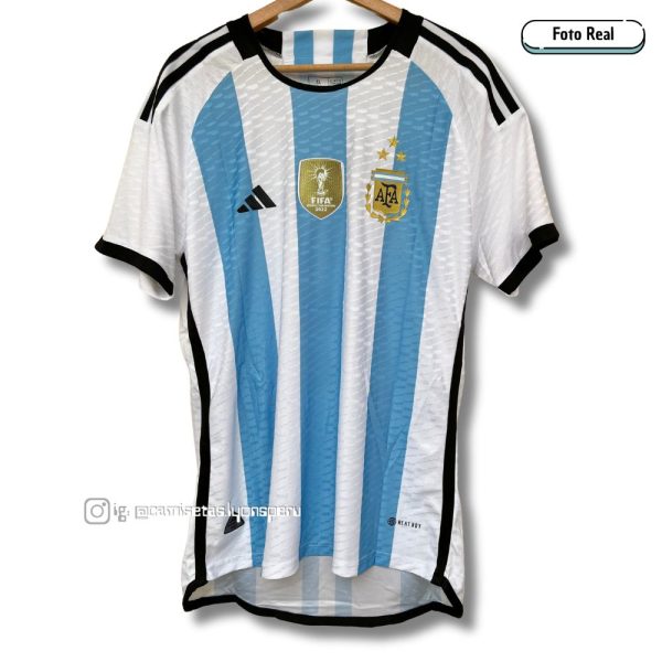 ARGENTINA 2022/23 VERSIÓN JUGADOR (DORSAL ESPECIAL – CAMPEONES DEL MUNDO)