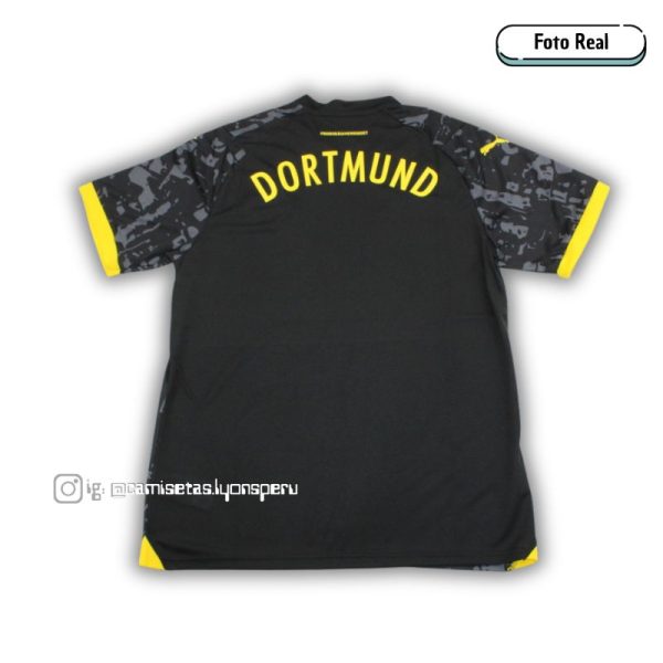 BORUSSIA DORTMUND 2023/24 (2DA EQUIPACIÓN) VERSIÓN FAN