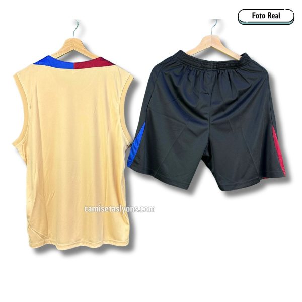 FC BARCELONA 2024/25 – KIT DE ENTRENAMIENTO (COACH) MANGA CERO