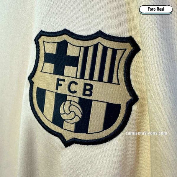 FC BARCELONA 2024/25 – KIT DE ENTRENAMIENTO (COACH) MANGA CERO