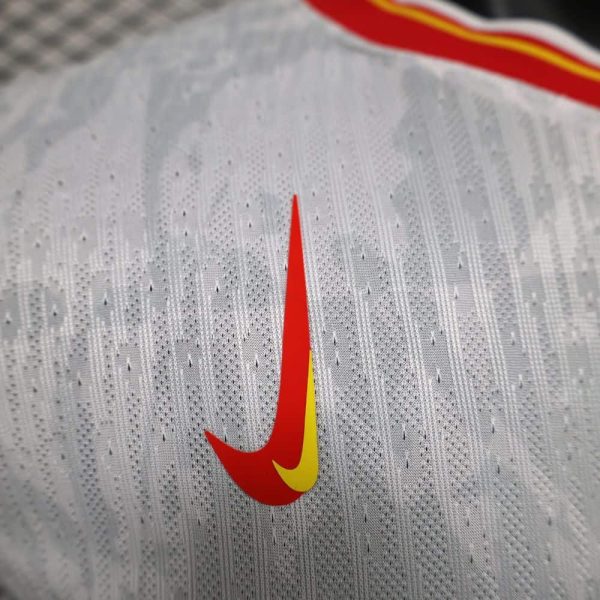 CAMISETA LIVERPOOL 2024/25 (2DA EQUIPACIÓN) VERSIÓN JUGADOR