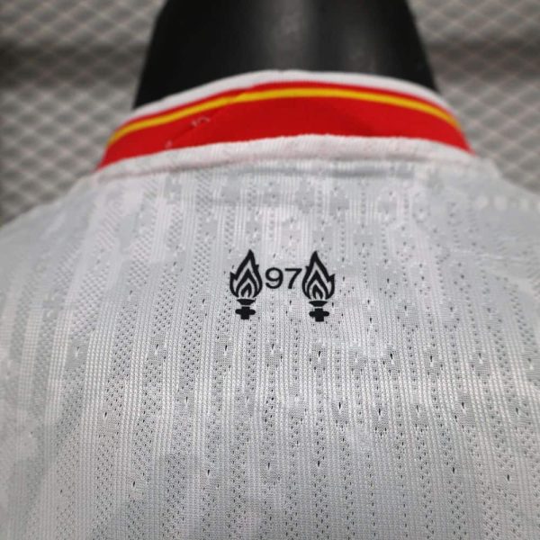CAMISETA LIVERPOOL 2024/25 (2DA EQUIPACIÓN) VERSIÓN JUGADOR