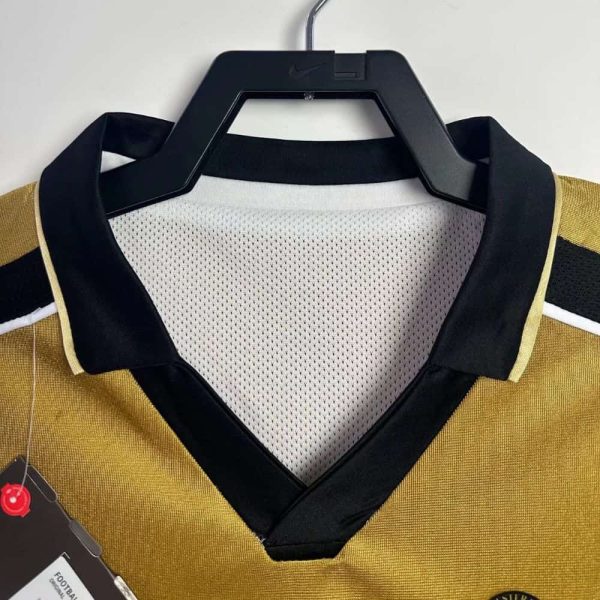 CAMISETA MANCHESTER UNITED 2001/02 (REVERSIBLE) 2DA EQUIPACIÓN