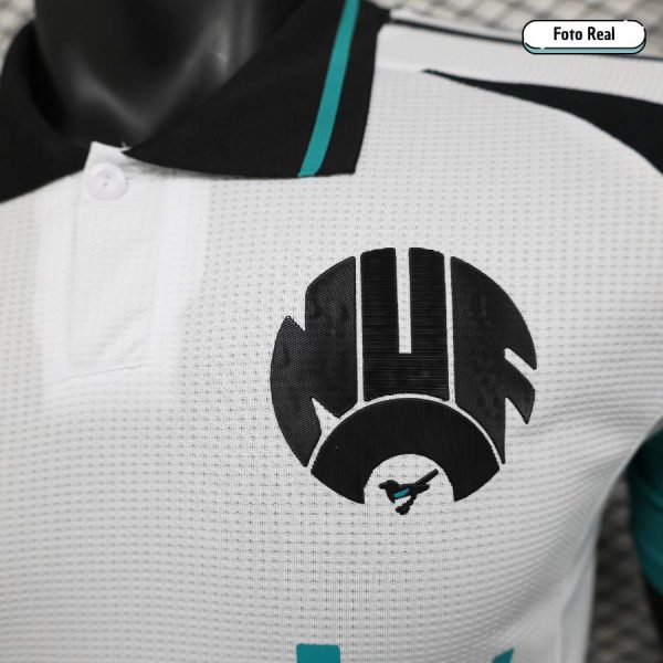 NEWCASTLE 2024/25 (3ERA EQUIPACIÓN) VERSIÓN JUGADOR