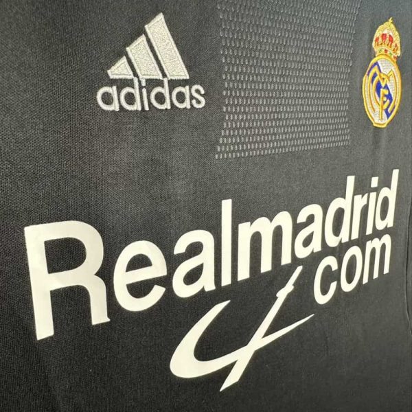 CAMISETA REAL MADRID 2001/02 (2DA EQUIPACIÓN)