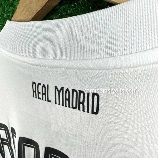 CAMISETA REAL MADRID 2010/11 VERSIÓN JUGADOR MANGA LARGA