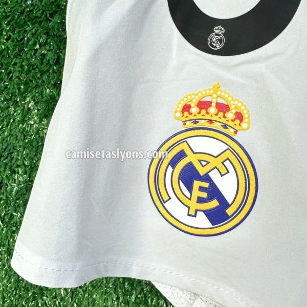 SHORTS REAL MADRID 2024/25 (1ERA EQUIPACIÓN) – VERSIÓN JUGADOR