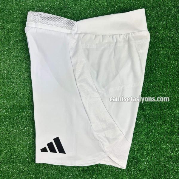 SHORTS REAL MADRID 2024/25 (1ERA EQUIPACIÓN) – VERSIÓN JUGADOR