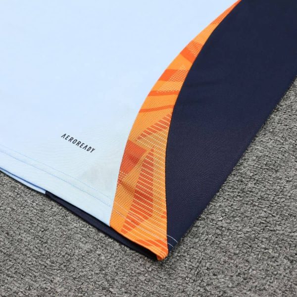REAL MADRID 2024/25 – KIT DE ENTRENAMIENTO MANGA CORTA