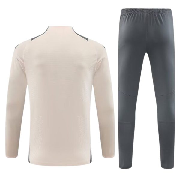 REAL MADRID 2024/25 TRACKSUIT/CHÁNDAL (SUDADERA Y PANTALÓN)
